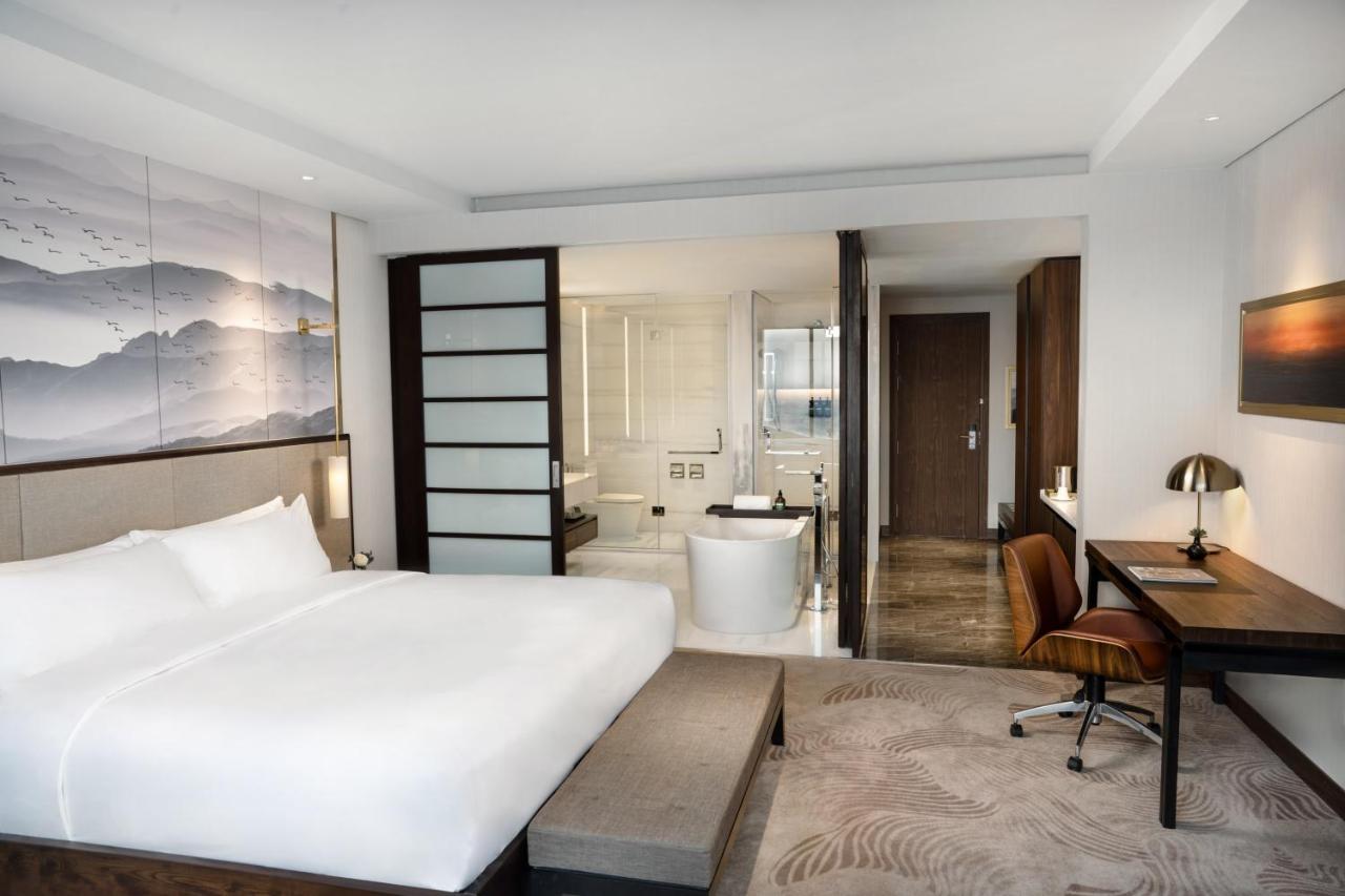 Crowne Plaza Vinh Yen City Centre By Ihg Екстериор снимка