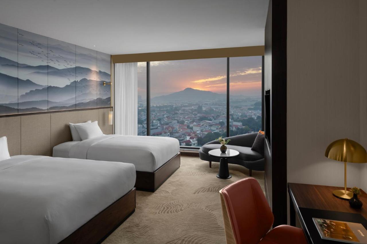 Crowne Plaza Vinh Yen City Centre By Ihg Екстериор снимка