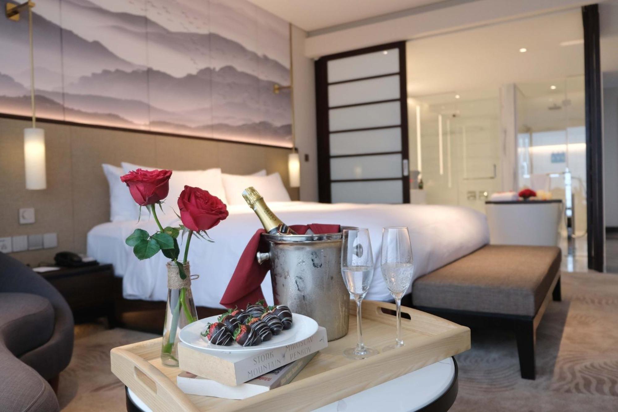Crowne Plaza Vinh Yen City Centre By Ihg Екстериор снимка